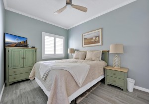 oceancastle202-19-bedroom-3.jpg