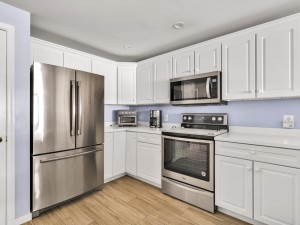 oceancastle202-9-kitchen.jpg