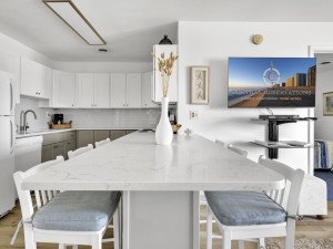 lighthousevilla9-4-dining.jpg