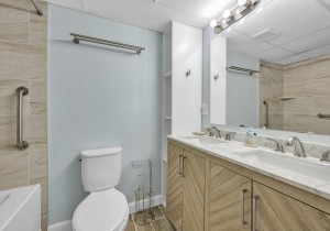 regencyplace105-22-bath-2.jpg