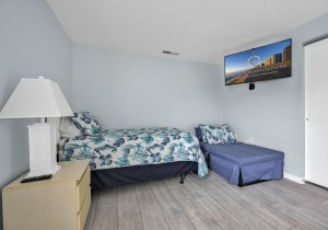 regencyplace105-24-bedroom-3.jpg