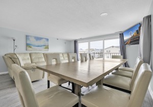 regencyplace105-8-dining-area.jpg