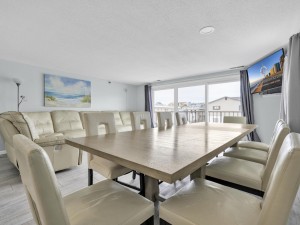 regencyplace105-8-dining-area.jpg