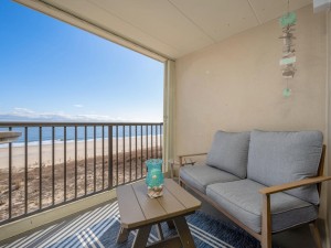 spd405-5-balcony.jpg