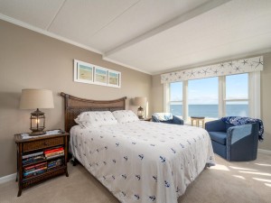 spd405-7-primary-bedroom.jpg