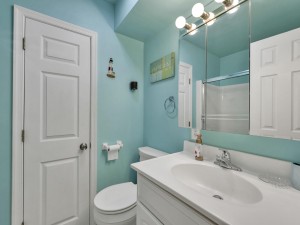 bahamaprincessw-19-bath-2.jpg