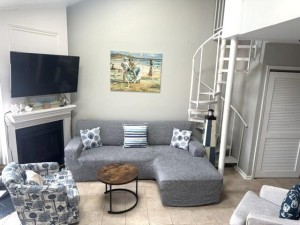 image1-living-area.jpeg