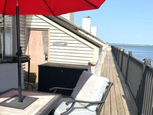 image11-balcony.jpeg