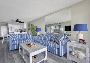 ocean11-606-12-living-area.jpg