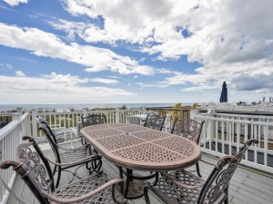 beachvillage3-1-oceanfront-deck.jpg