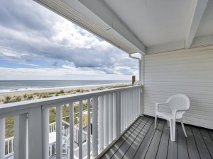 beachvillage3-20-balcony-and-view.jpg