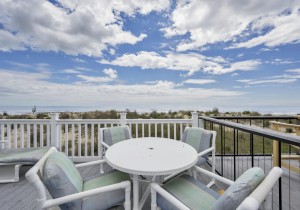 beachvillage3-3-oceanfront-deck.jpg