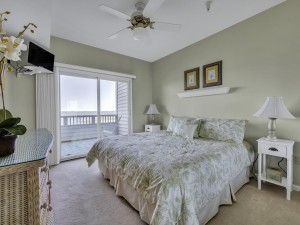 ritz8-15-primary-bedroom.jpg