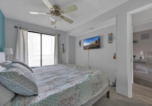 bayvista102-12-primary-bedroom.jpg