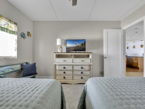 princessroyal702-21-bedroom-2.jpg