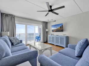 princessroyal702-6-living-area.jpg