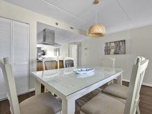 princessroyal702-9-dining.jpg
