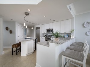 gateway1706-15-kitchen.jpg