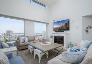 gateway1706-16-living-area.jpg