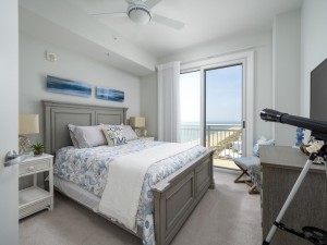 gateway1706-20-bedroom-2.jpg