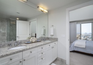 gateway1706-28-primary-bath.jpg
