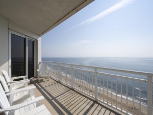 gateway1706-3-bal-view.jpg