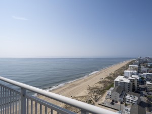 gateway1706-8-view-south.jpg