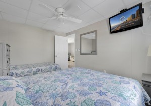 jammer304-11-bedroom-2.jpg