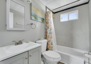 jammer304-12-bath.jpg