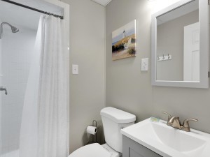 jammer304-15-bath.jpg