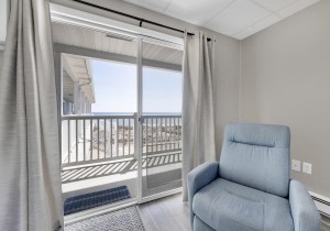 jammer304-16-view-from-living-area.jpg