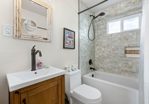 jammer104-14-bath.jpg