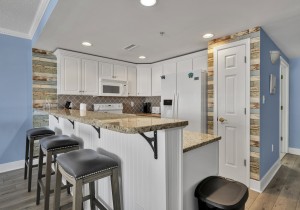 sunsetbay307-11-kitchen.jpg