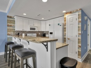 sunsetbay307-11-kitchen.jpg