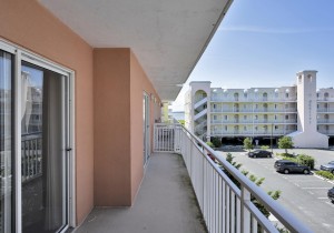 sunsetbay307-2-balcony.jpg