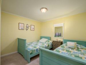 makai102-16-bedroom-2.jpg