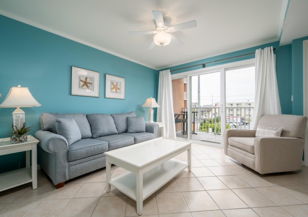 makai102-4-living-area.jpg