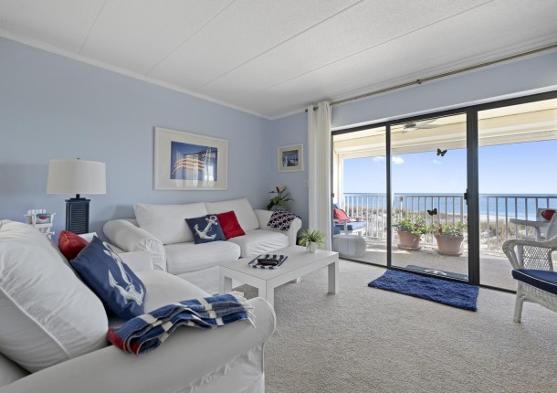 anchoragell307-14-living-area.jpg