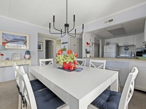 anchoragell307-21-dining.jpg