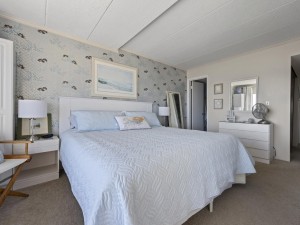 anchoragell307-26-primary-bedroom.jpg