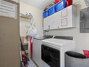 anchoragell307-32-laundry.jpg