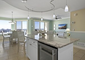 gateway1403-12-kitchen-and-dining.jpg