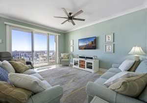 gateway1403-14-living-area.jpg