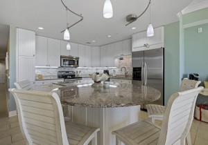 gateway1403-18-kitchen.jpg