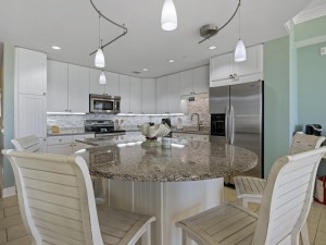 gateway1403-18-kitchen.jpg