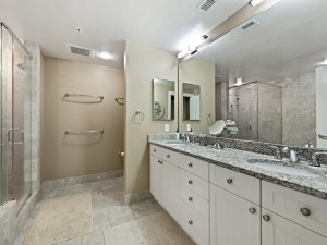 gateway1403-21-primary-bath.jpg