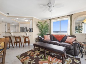 ocmd-makai-unit116-ohi11livingarea.jpg