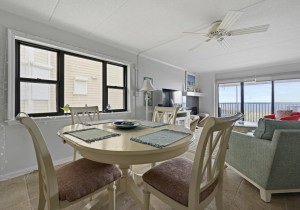 amberwaves104-10-dining-area.jpg