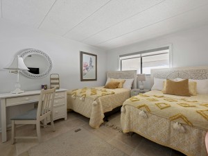 amberwaves104-24-bedroom-2.jpg