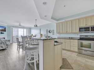 belmont304-10-kitchen.jpg